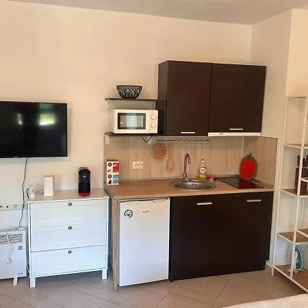 Apartment Life Home2host *